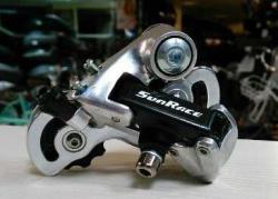 Переключатель задний Sun Race R32, 6-7 передач, короткая рамка, с болтом купить в Воронеже